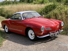 VOLKSWAGEN KARMANN GHIA